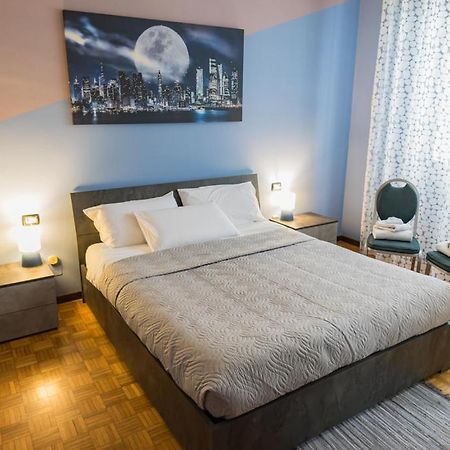 Elegant Apartment In Bergamo Center Exterior foto